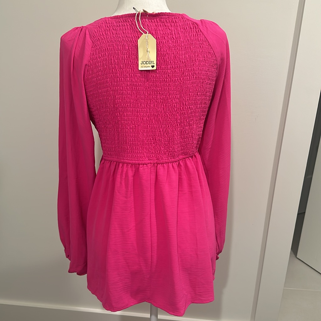 Nwt Jodfil Boutique Hot Pink Top Sz M — image 3 of 4